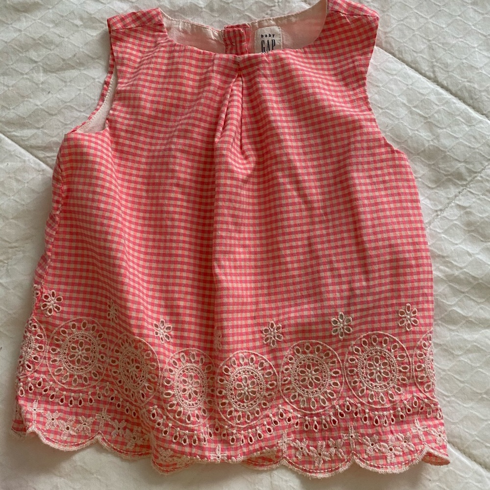 DONATED Baby Gap 2 pc set w/eyelet embroidery on checks
